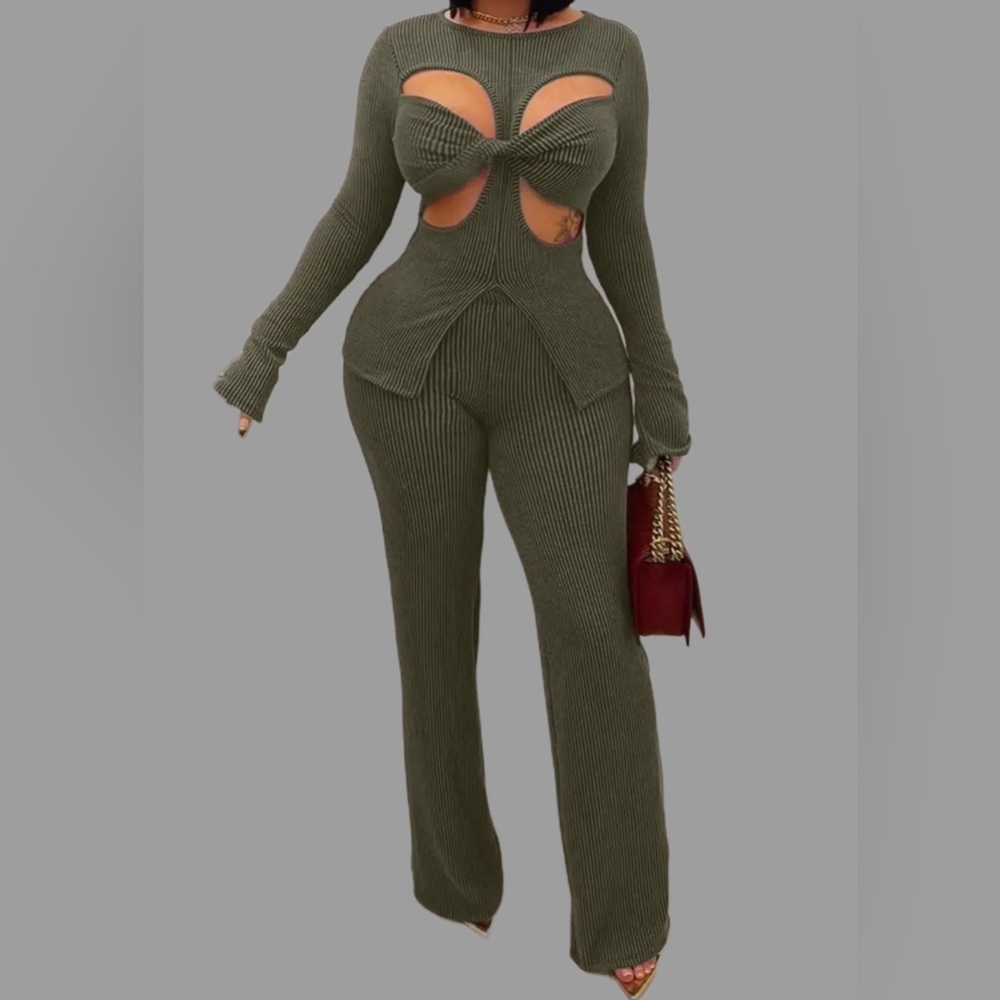 Olive Ribbed Knit Jumpsuit - Picture 2 of 2